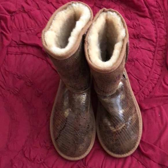 Authentic Made in Australia Blue Mountains UGG Boots ~ NWT!!! - Picture 2 of 15